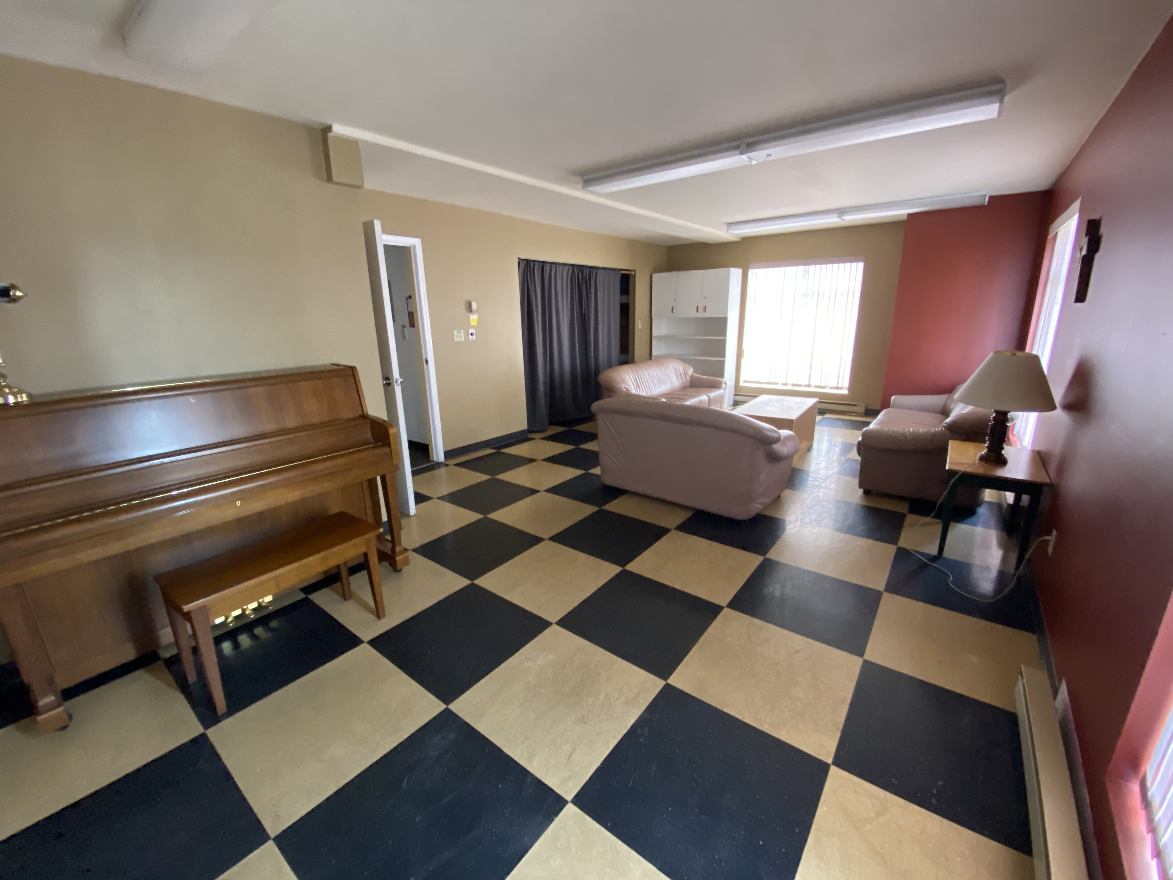 Meeting Room (Lounge)